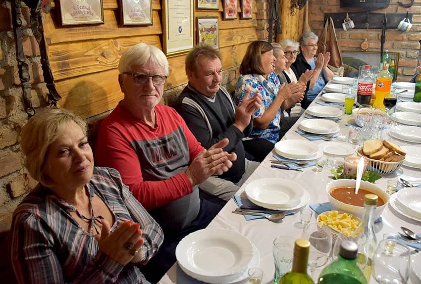 Ugostio pedesetak uzvanika [FOTO]