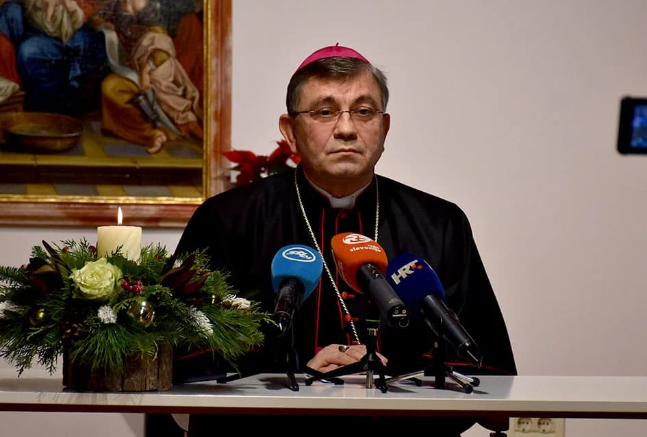 Božična poruka požeškog biskupa msgr. Ive Martinovića (VIDEO)