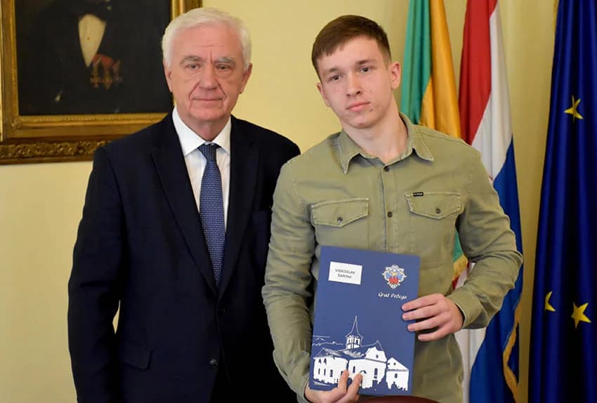 GRAD POŽEGA STIPENDIRA STUDENTE: Novčana pomoć za dvadeset novih studenata