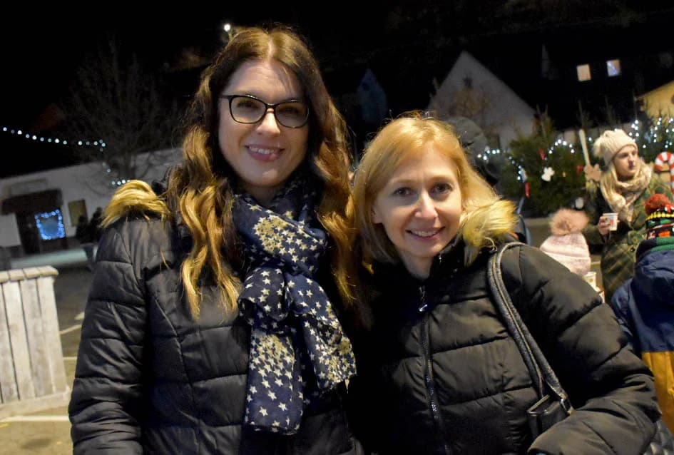 BLAGDANSKI PETAK IZA POŽEŠKE GRADSKE KUĆE  Nastupio lokalni dvojac, Teo i Marko