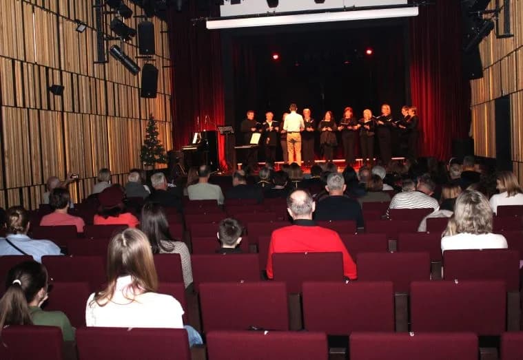 Za pleterničku Udrugu „Osmjeh“ održali humanitarni božićni koncert