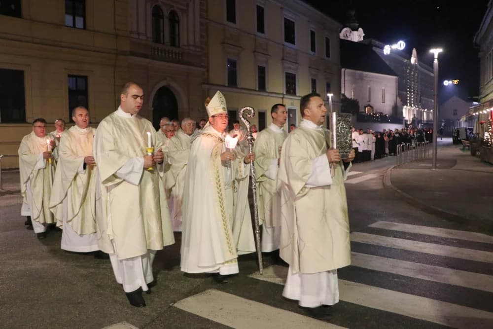 Slavlje otvaranja Redovnog jubileja 2025. godine u Požeškoj biskupiji