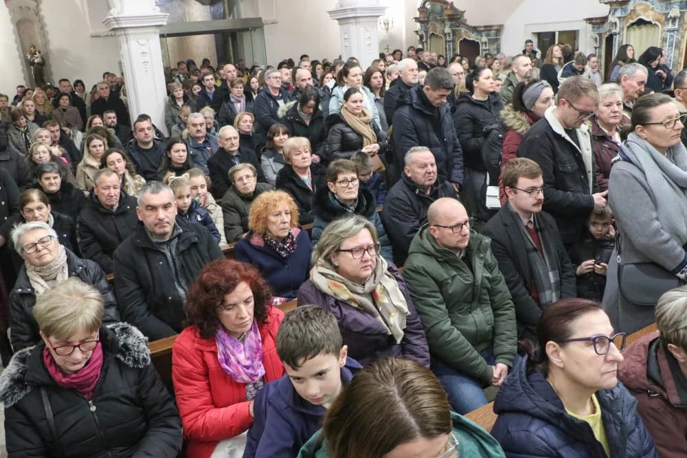 Slavlje otvaranja Redovnog jubileja 2025. godine u Požeškoj biskupiji