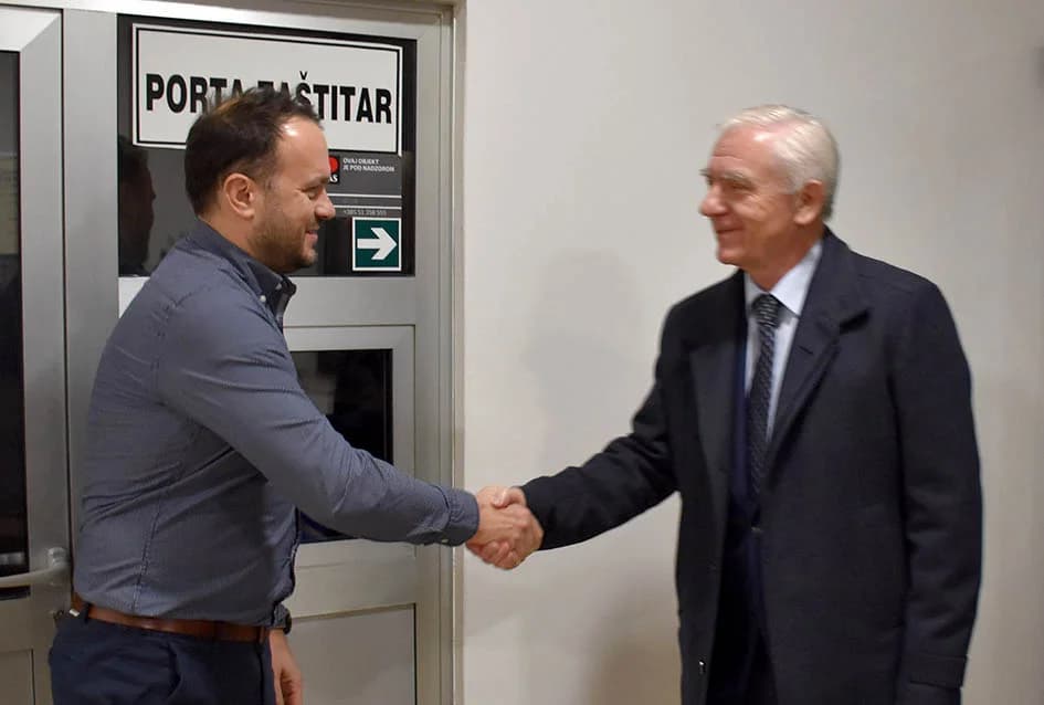 Dežurne službe u novogodišnjoj noći posjetili gradonačelnik Požege dr.sc. Željko Glavić i požeško-slavonska županica Antonija Jozić