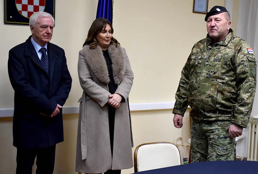 Dežurne službe u novogodišnjoj noći posjetili gradonačelnik Požege dr.sc. Željko Glavić i požeško-slavonska županica Antonija Jozić