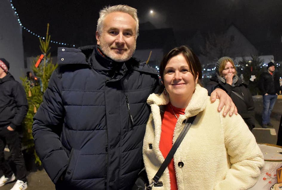 NAJLUĐA NOĆ U POŽEGI: Uz šampanjac i ples dočekana Nova godina