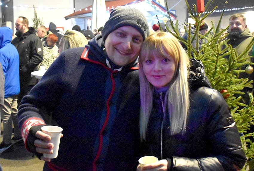 NAJLUĐA NOĆ U POŽEGI: Uz šampanjac i ples dočekana Nova godina