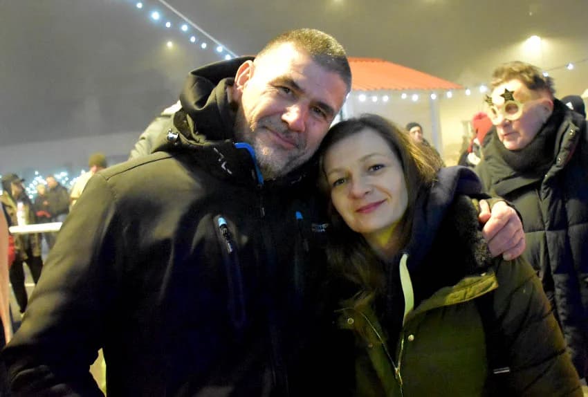 NAJLUĐA NOĆ U POŽEGI: Uz šampanjac i ples dočekana Nova godina