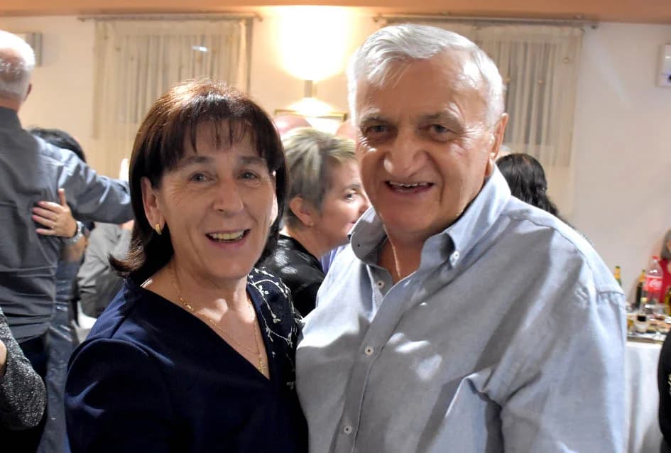 DOČEK NOVE GODINE U SVEČANOJ DVORANI LUKI U POŽEGI: Veselo do ranih jutarnjih sati