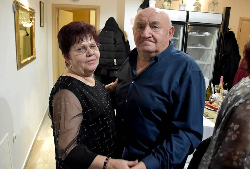 DOČEK NOVE GODINE U SVEČANOJ DVORANI LUKI U POŽEGI: Veselo do ranih jutarnjih sati