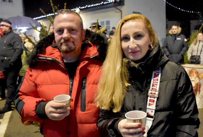 Ivan Štivić sve popularniji, a uz svoje tamburaše raspjevao više stotina Požežana