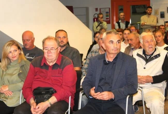 Održano zanimljivo predavanje Ante Radonića „Čovjek i svemir“