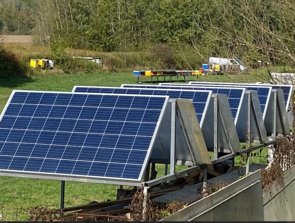 Požeški pčelar Željko Balen prvi je u Hrvatskoj formirao energetski neovisan i samoodrživ pčelinjak