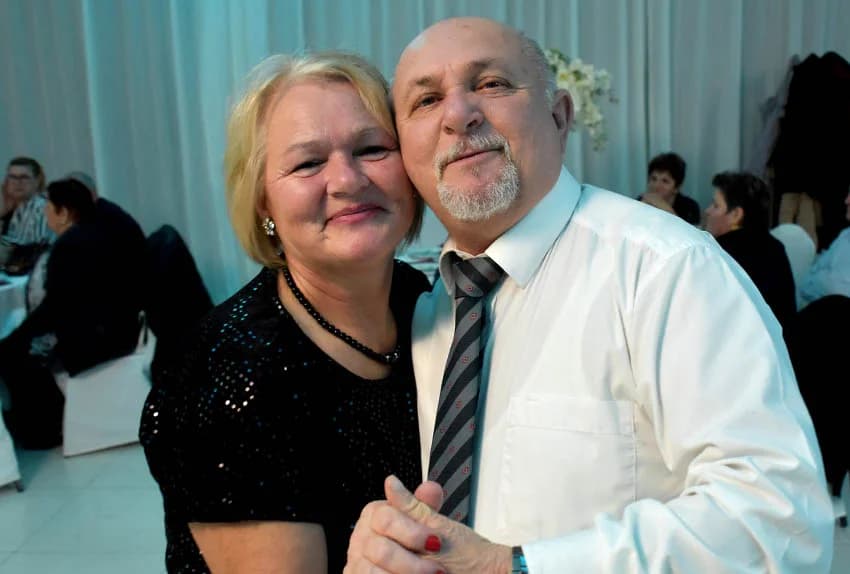 ZABAVA U POŽEŠKOJ SVEČANOJ DVORANI GLORIA: Uz ples i kola do iza ponoći