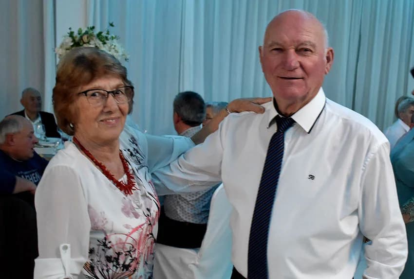 ZABAVA U POŽEŠKOJ SVEČANOJ DVORANI GLORIA: Uz ples i kola do iza ponoći