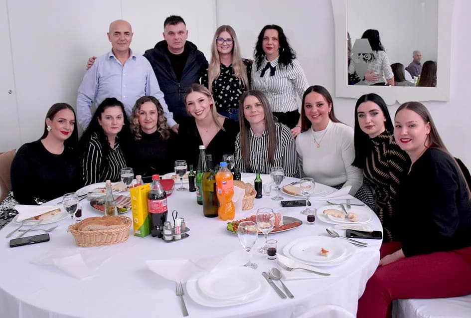 Gotovo 200 ugostitelja požeškog kraja veselo dočekalo svoju Novu godinu