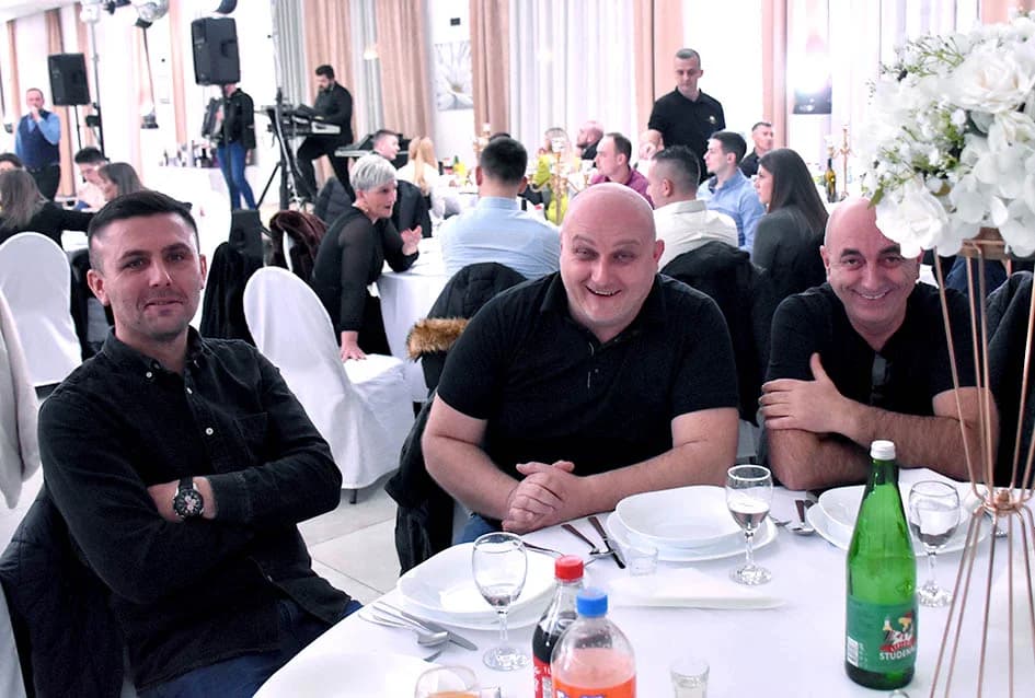 Gotovo 200 ugostitelja požeškog kraja veselo dočekalo svoju Novu godinu