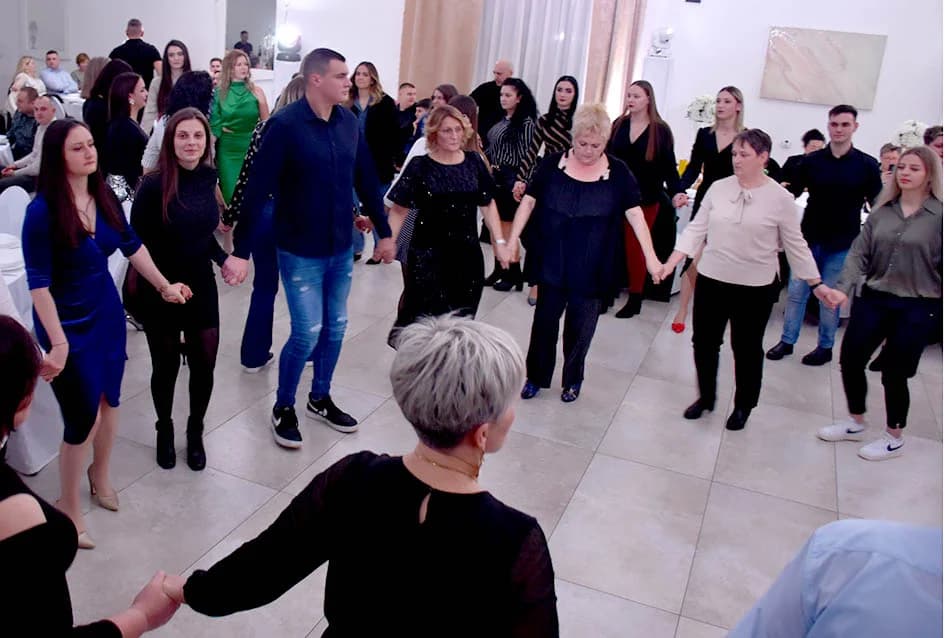 Gotovo 200 ugostitelja požeškog kraja veselo dočekalo svoju Novu godinu