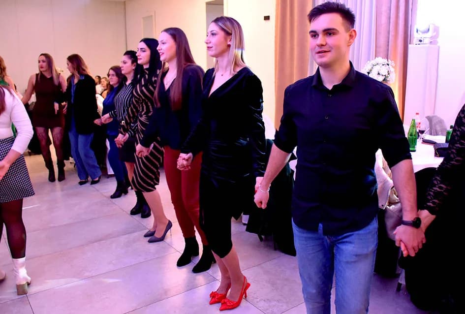 Gotovo 200 ugostitelja požeškog kraja veselo dočekalo svoju Novu godinu