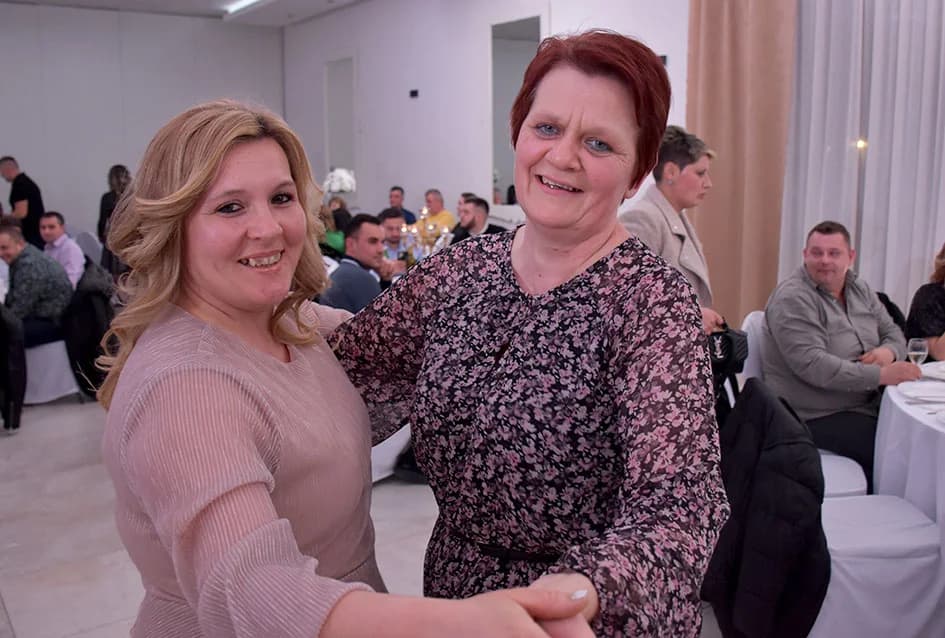 Gotovo 200 ugostitelja požeškog kraja veselo dočekalo svoju Novu godinu