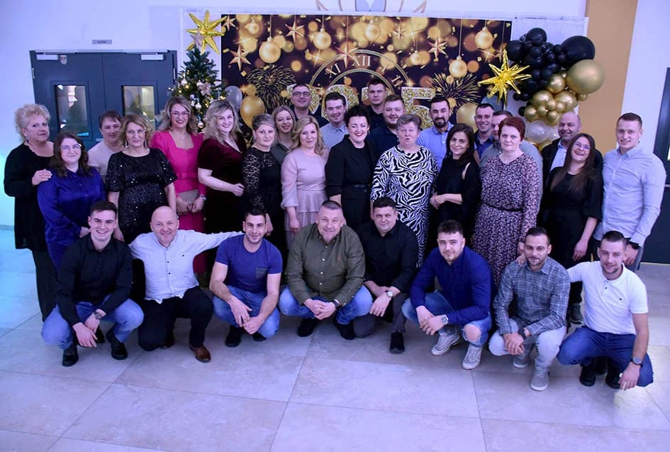 Gotovo 200 ugostitelja požeškog kraja veselo dočekalo svoju Novu godinu