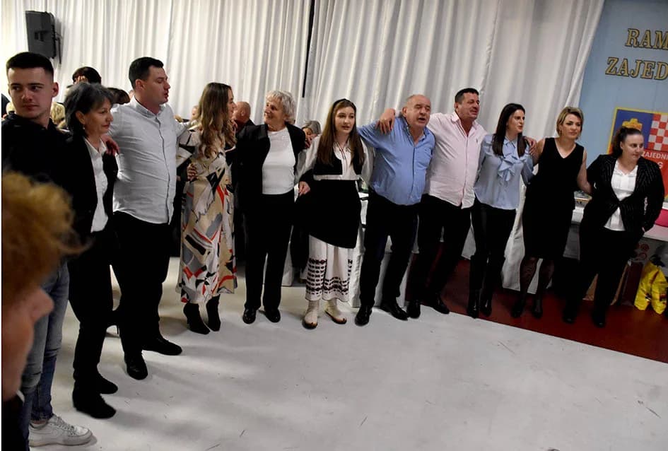 Ramci i njihovi gosti razveselili se uz pjesme, nošnje i običaje starog kraja