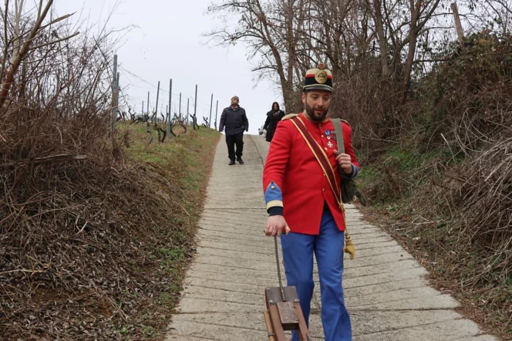 Na Požeškoj gori uz orezivanje trsova loze i blagoslov nazdravljeno novoj vinogradarskoj godini