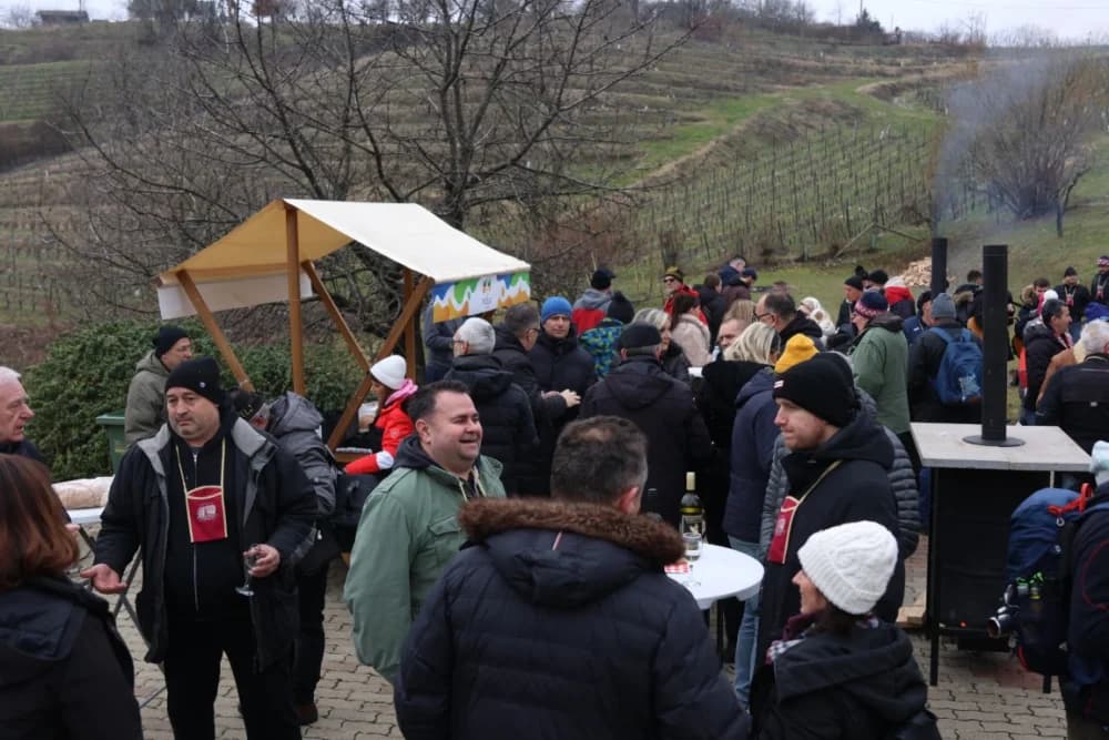 Na Požeškoj gori uz orezivanje trsova loze i blagoslov nazdravljeno novoj vinogradarskoj godini