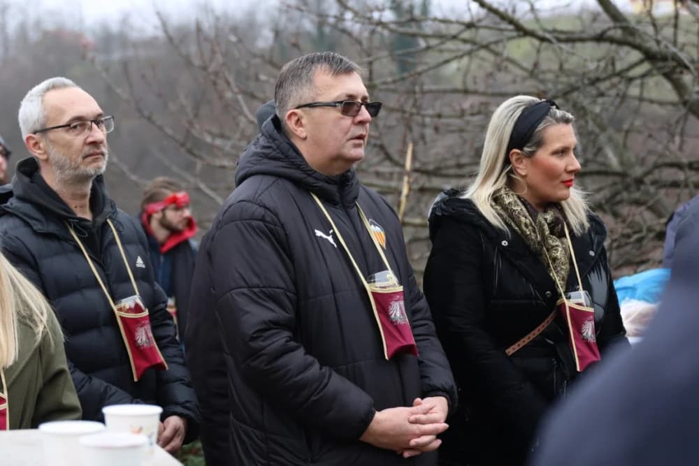 Na Požeškoj gori uz orezivanje trsova loze i blagoslov nazdravljeno novoj vinogradarskoj godini