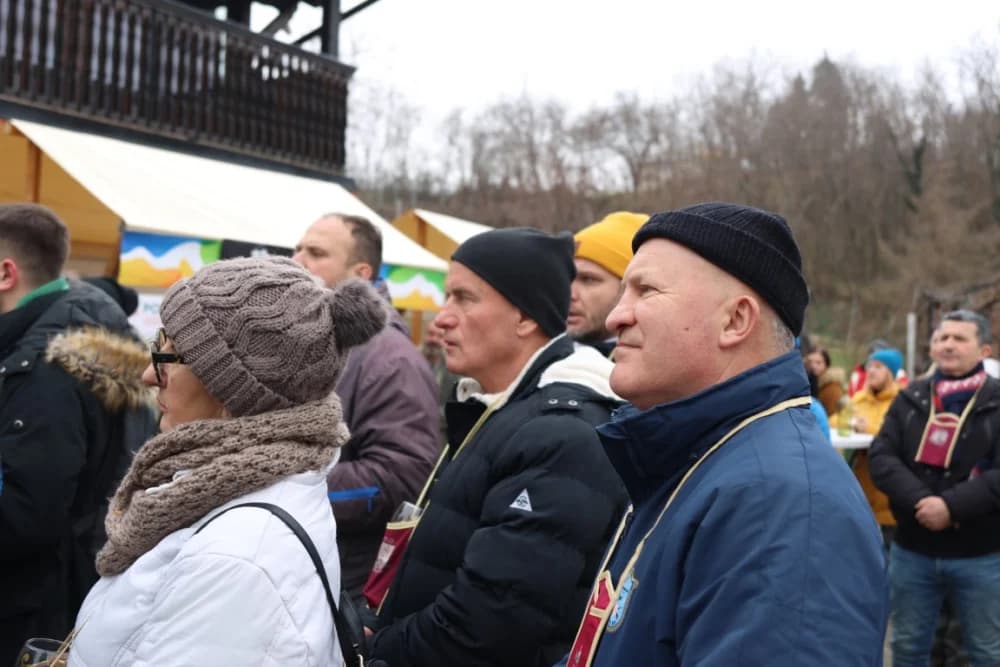 Na Požeškoj gori uz orezivanje trsova loze i blagoslov nazdravljeno novoj vinogradarskoj godini