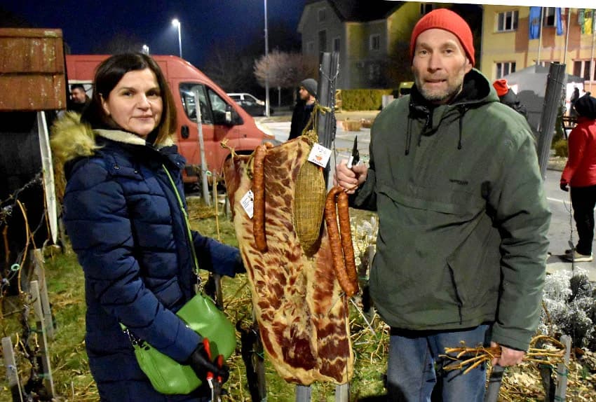 ODRŽANO TRADICIONALNO VINCELOVO UKUTJEVU: Okupili se ljubitelji tradicije i vrhunske vinske kapljice