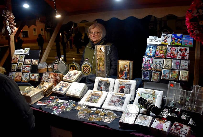 ODRŽANO TRADICIONALNO VINCELOVO UKUTJEVU: Okupili se ljubitelji tradicije i vrhunske vinske kapljice