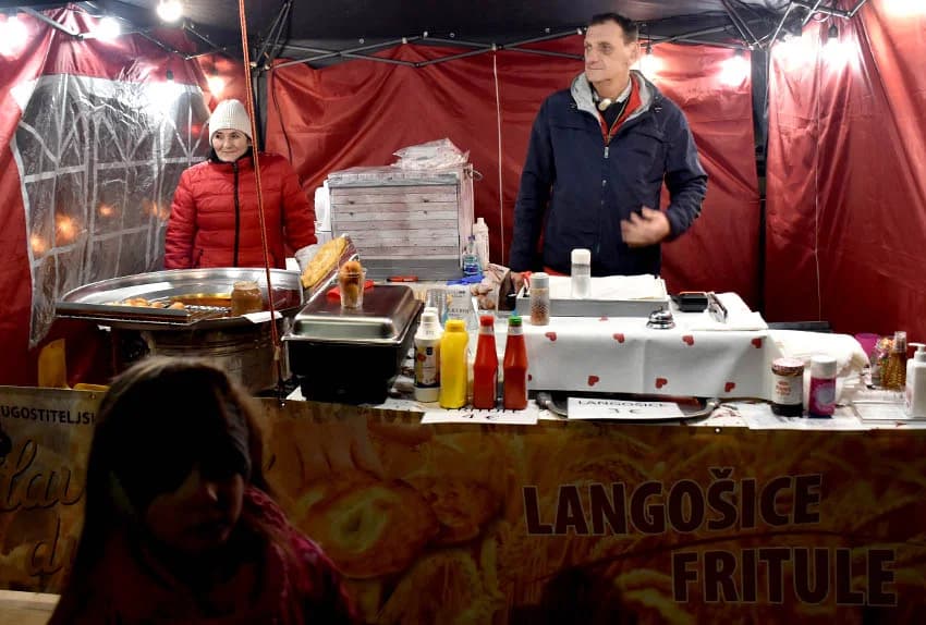 ODRŽANO TRADICIONALNO VINCELOVO UKUTJEVU: Okupili se ljubitelji tradicije i vrhunske vinske kapljice