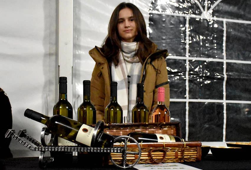 ODRŽANO TRADICIONALNO VINCELOVO UKUTJEVU: Okupili se ljubitelji tradicije i vrhunske vinske kapljice