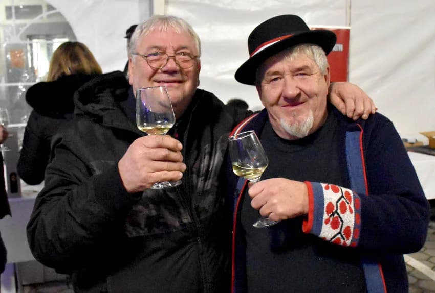 ODRŽANO TRADICIONALNO VINCELOVO UKUTJEVU: Okupili se ljubitelji tradicije i vrhunske vinske kapljice