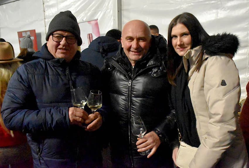 ODRŽANO TRADICIONALNO VINCELOVO UKUTJEVU: Okupili se ljubitelji tradicije i vrhunske vinske kapljice