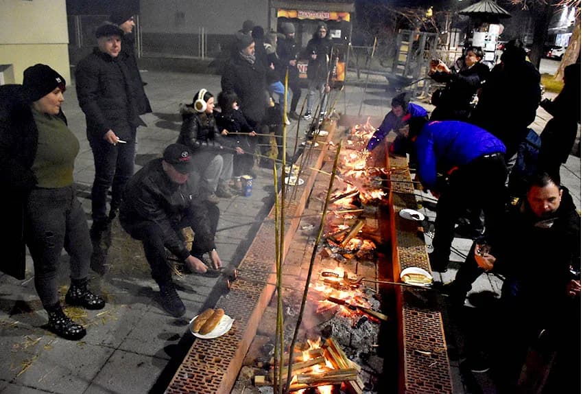 ODRŽANO TRADICIONALNO VINCELOVO UKUTJEVU: Okupili se ljubitelji tradicije i vrhunske vinske kapljice