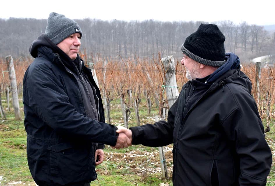 VINCELOVO NA VINKOMIRU SLAVIO DRAGO MAJSTOROVIĆ:  Zaželjeli obilan urod i kvalitetu graožđa