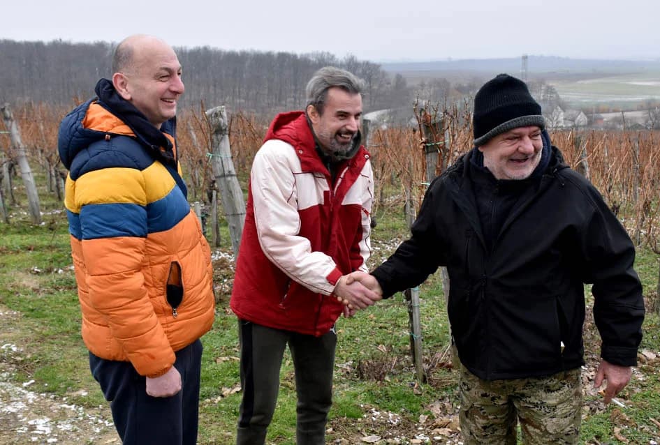 VINCELOVO NA VINKOMIRU SLAVIO DRAGO MAJSTOROVIĆ:  Zaželjeli obilan urod i kvalitetu graožđa
