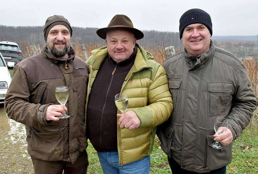 VINCELOVO NA VINKOMIRU SLAVIO DRAGO MAJSTOROVIĆ:  Zaželjeli obilan urod i kvalitetu graožđa