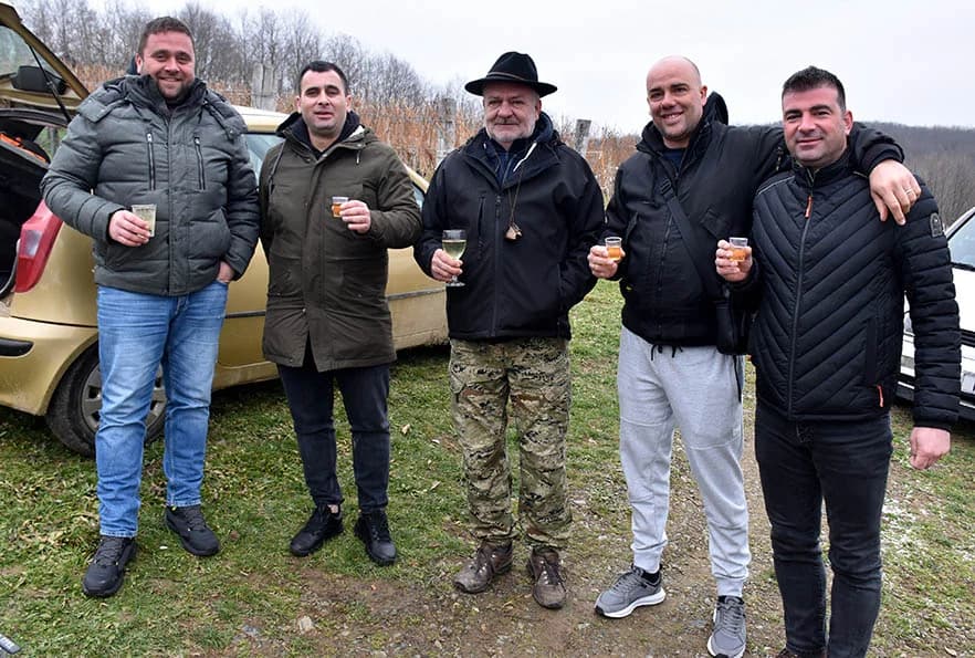 VINCELOVO NA VINKOMIRU SLAVIO DRAGO MAJSTOROVIĆ:  Zaželjeli obilan urod i kvalitetu graožđa