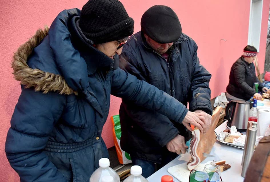 LUKAČANI NAJAVILI POČETAK RADOVA U VINOGRADU: S gostima podijelili radost Vincelova
