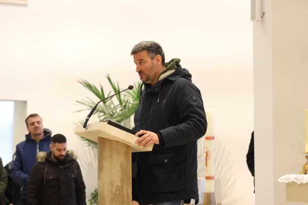 Milozvučni glasovi „Pivača sv. Jakova“ iz Šibenika uveličali misno slavlje u vidovačkoj župnoj crkvi