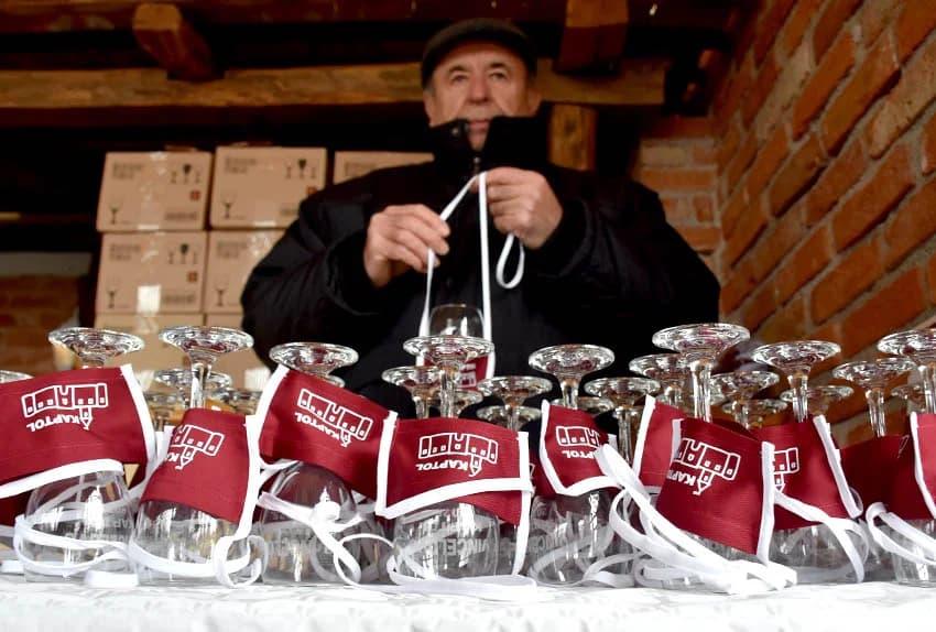 VINCELOVO OBILJEŽILA UDRUGA “VINO-KAP” IZ KAPTOLA: Lozu orezali Branko i Zvonimir
