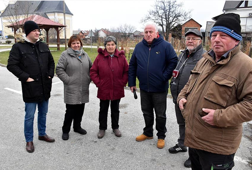 VINCELOVO OBILJEŽILA UDRUGA “VINO-KAP” IZ KAPTOLA: Lozu orezali Branko i Zvonimir