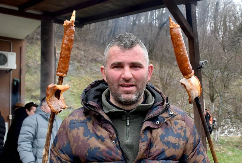 Uzvanici kod Zorice Tandare u slast pojeli kotao graha i tri stotine sarmi