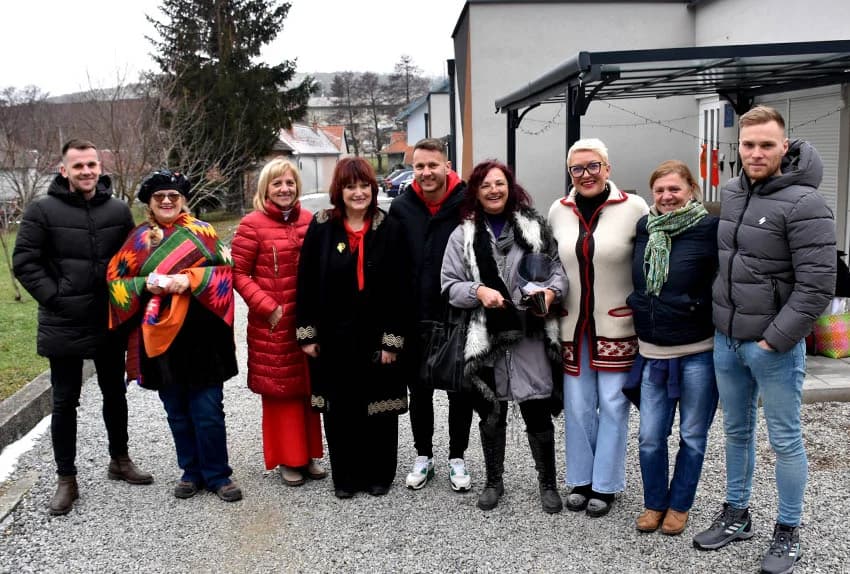 Uzvanici kod Zorice Tandare u slast pojeli kotao graha i tri stotine sarmi