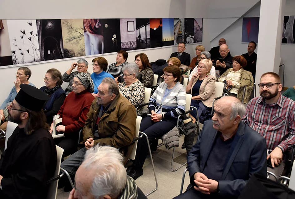 ODRŽANA SVETOVSKA AKADEMIJA U POŽEGI: Predavanje o ikonama u Pravoslavnoj Crkvi