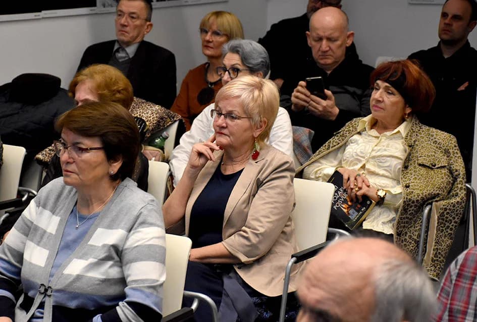 ODRŽANA SVETOVSKA AKADEMIJA U POŽEGI: Predavanje o ikonama u Pravoslavnoj Crkvi