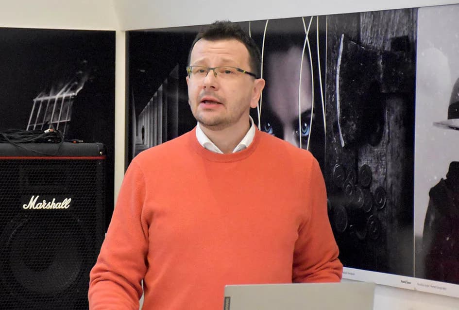 ODRŽANA SVETOVSKA AKADEMIJA U POŽEGI: Predavanje o ikonama u Pravoslavnoj Crkvi